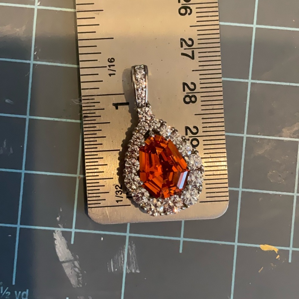 Teardrop citrine and CZ pendant and Earrings - Picture 5 of 5